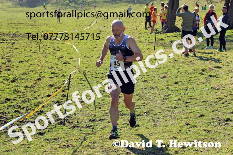 Senior and Masters Mens 2022 North Eastern Cross Country Relays, Farnley Farm, Peterlee.  Photo: David T. Hewitson/Sports for All Pics